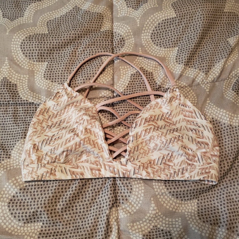 Victoria Sport strappy sports bra